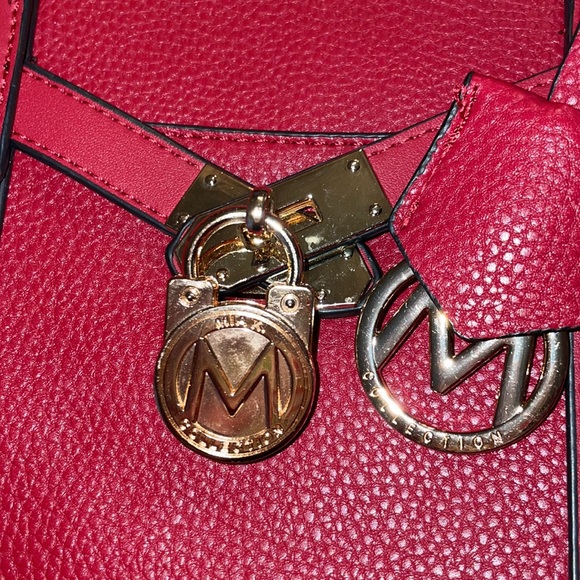 Mia K Collection Purse and Wallet - Picture 4 of 4